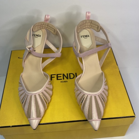 💯 - New Authentic FENDI leather and mesh high-heeled slingbacks - Picture 7 of 17